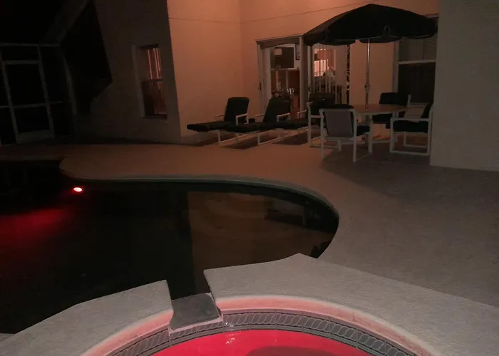 Three-Bedroom House In Clear Creek