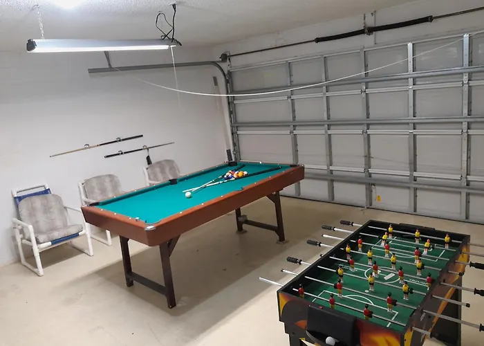 Three-Bedroom House In Clear Creek